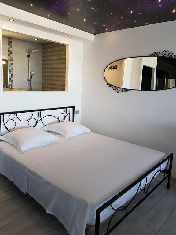 Studio Naturiste "Azur" Heliopolis C 64 Agde Exterior photo
